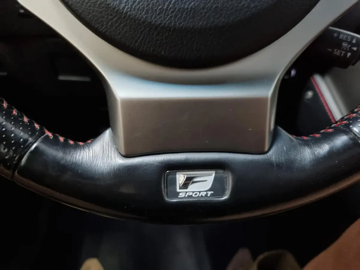300h AWD F Sport Line / Pano / Trekhaak