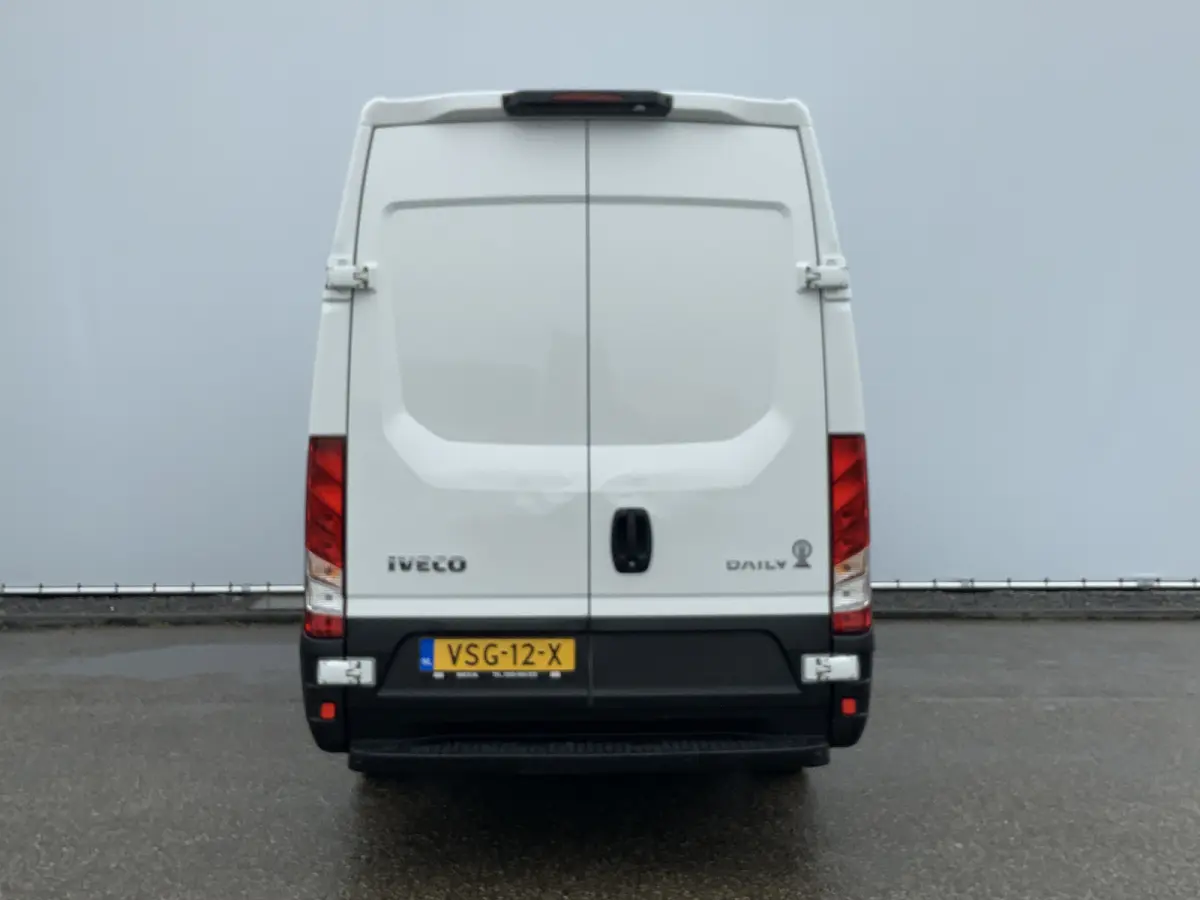 35S13V 2.3 352 H2 L3 Airco 3 Zits Opstap Euro 5