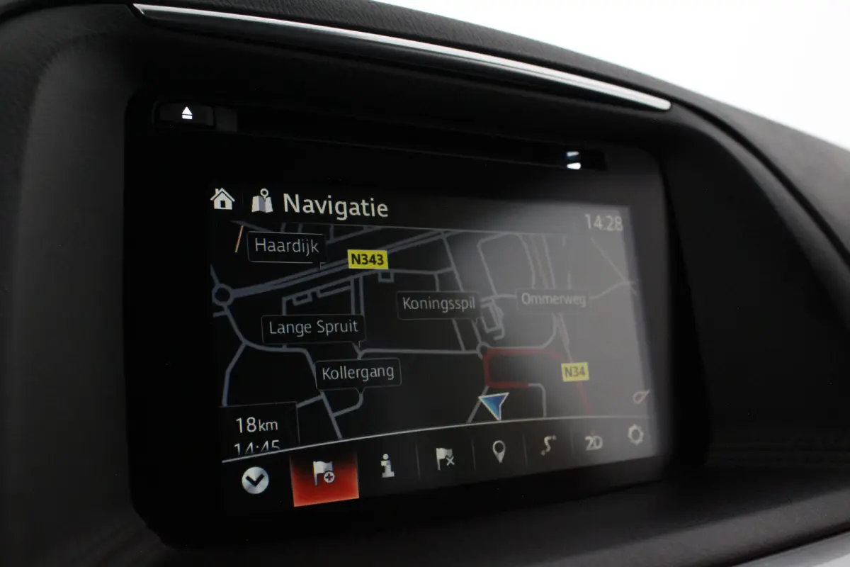 2.0 SkyActiv-G 165 GT-M Line 2WD > Trekhaak/Camera/Leer/Bose