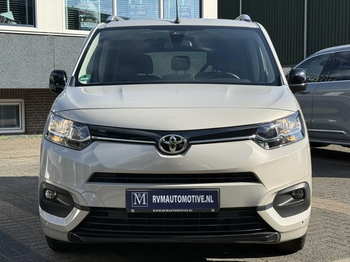 Toyota Proace City L1 Team D SOH: 100% | RIJKLAARPRIJS incl. TOYOTA GARANTIE