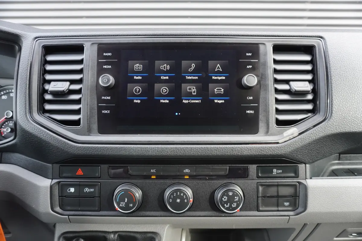 140pk L3H3/L2H2 Navigatie Airco Apple Carplay Imperiaal Werkplaats inrichting 3-Zits