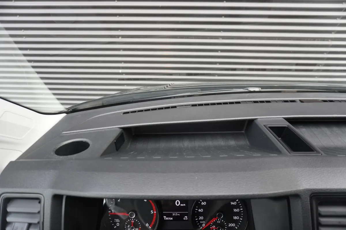 140pk L3H3/L2H2 Navigatie Airco Apple Carplay Imperiaal Werkplaats inrichting 3-Zits