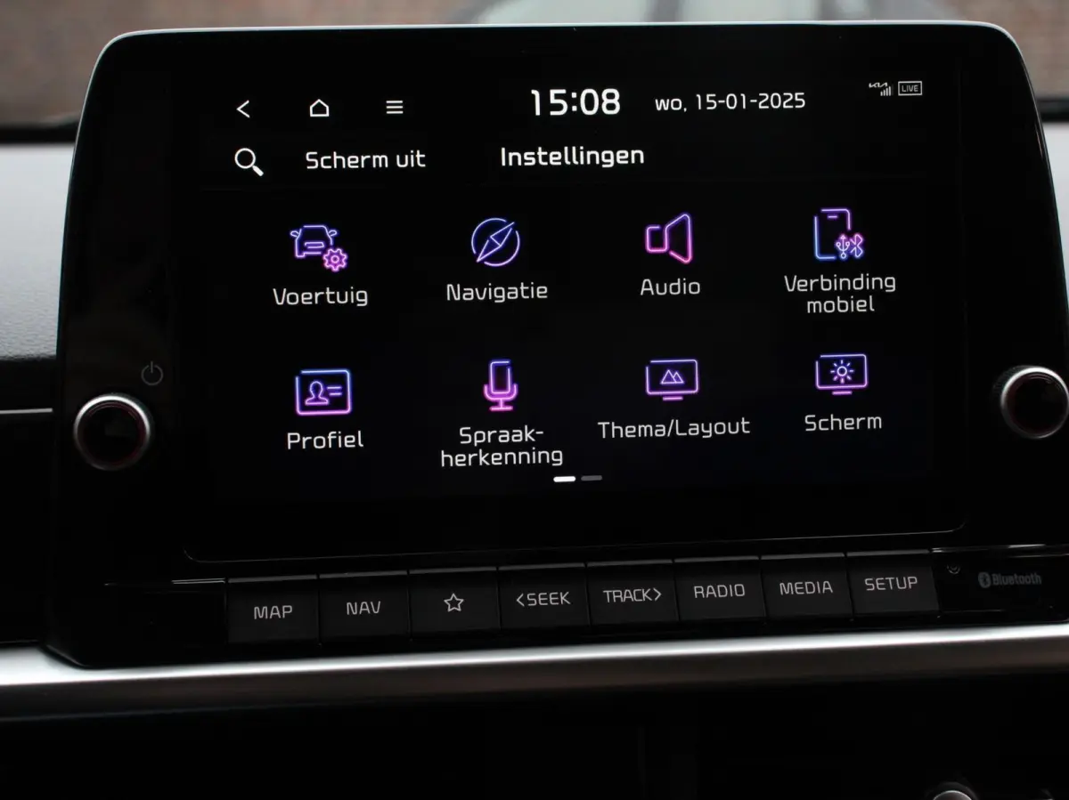1.0 DPI DynamicLine Automaat Navigatie Apple Carplay/Android auto Airco Camera DAB Bluetooth