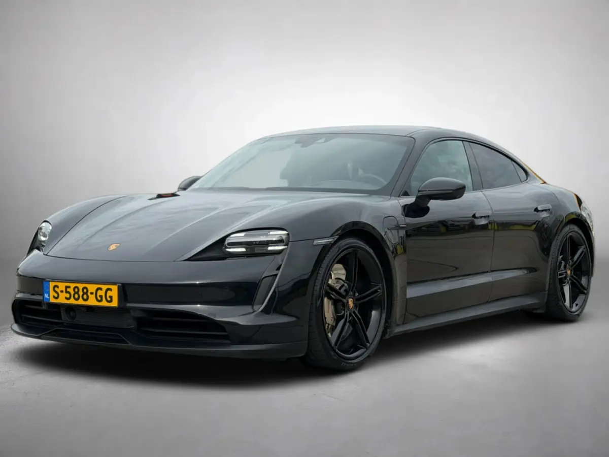 Performance 84 kWh 93% SoH (NL-auto, Panorama, Sport Chrono, Ledere Dash, 360 Camera, StoelVerkoel, CarPlay, Etc)