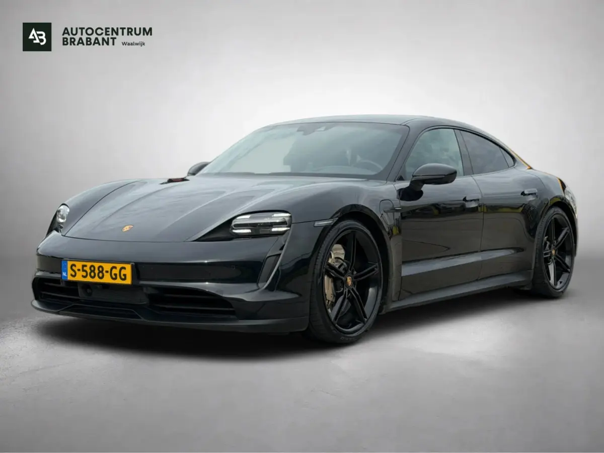 Performance 84 kWh 93% SoH (NL-auto, Panorama, Sport Chrono, Ledere Dash, 360 Camera, StoelVerkoel, CarPlay, Etc)