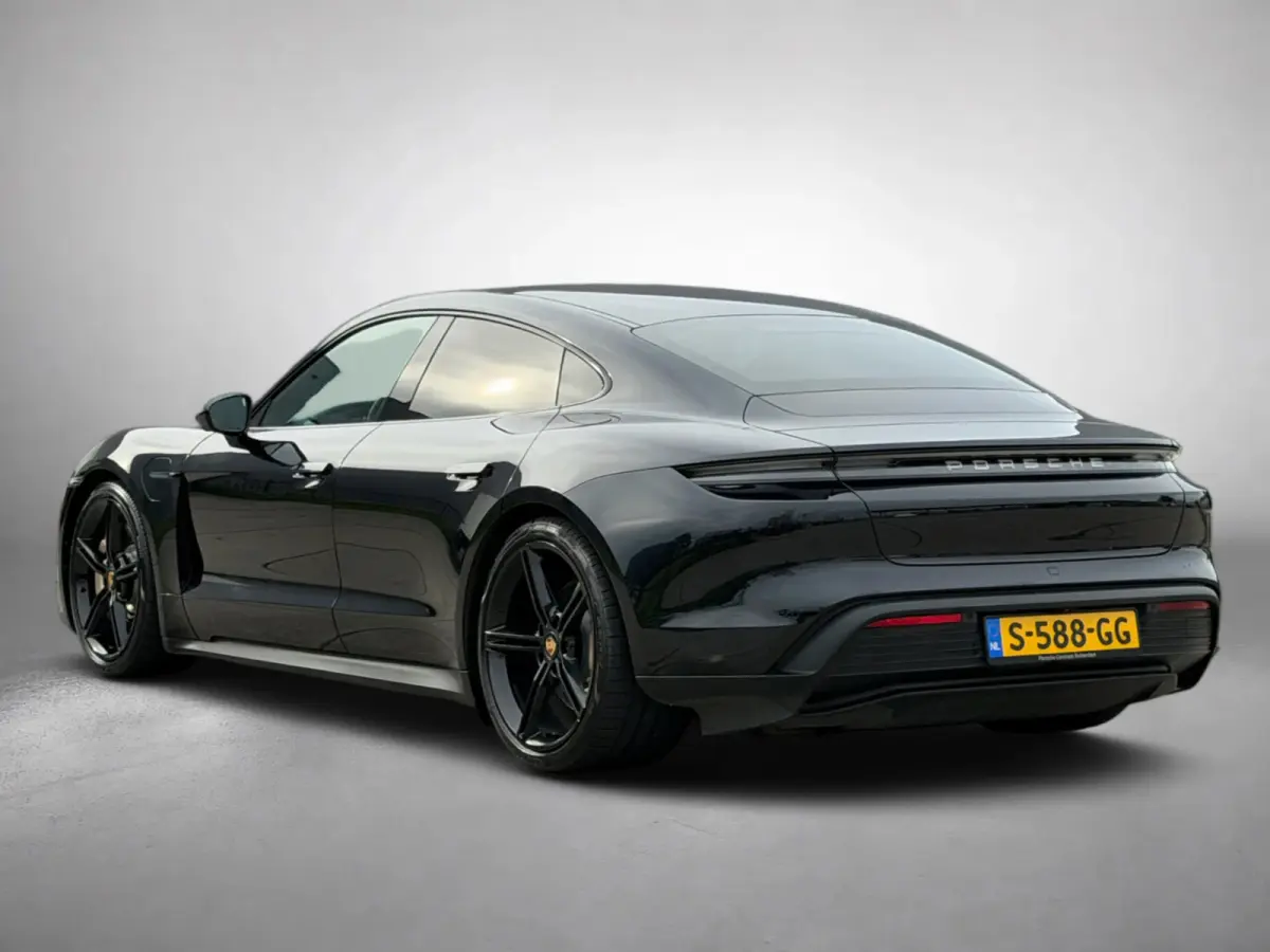 Performance 84 kWh 93% SoH (NL-auto, Panorama, Sport Chrono, Ledere Dash, 360 Camera, StoelVerkoel, CarPlay, Etc)