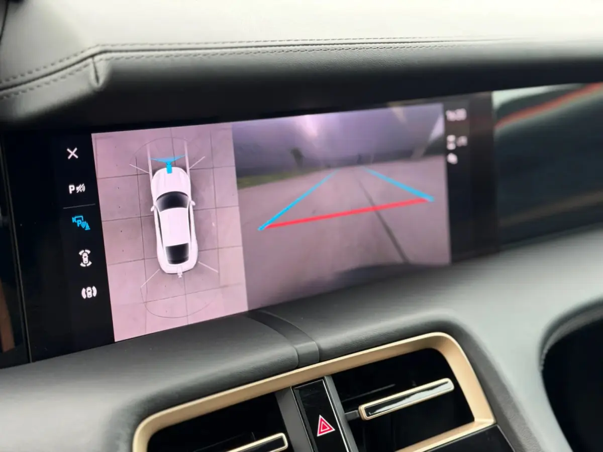 Performance 84 kWh 93% SoH (NL-auto, Panorama, Sport Chrono, Ledere Dash, 360 Camera, StoelVerkoel, CarPlay, Etc)