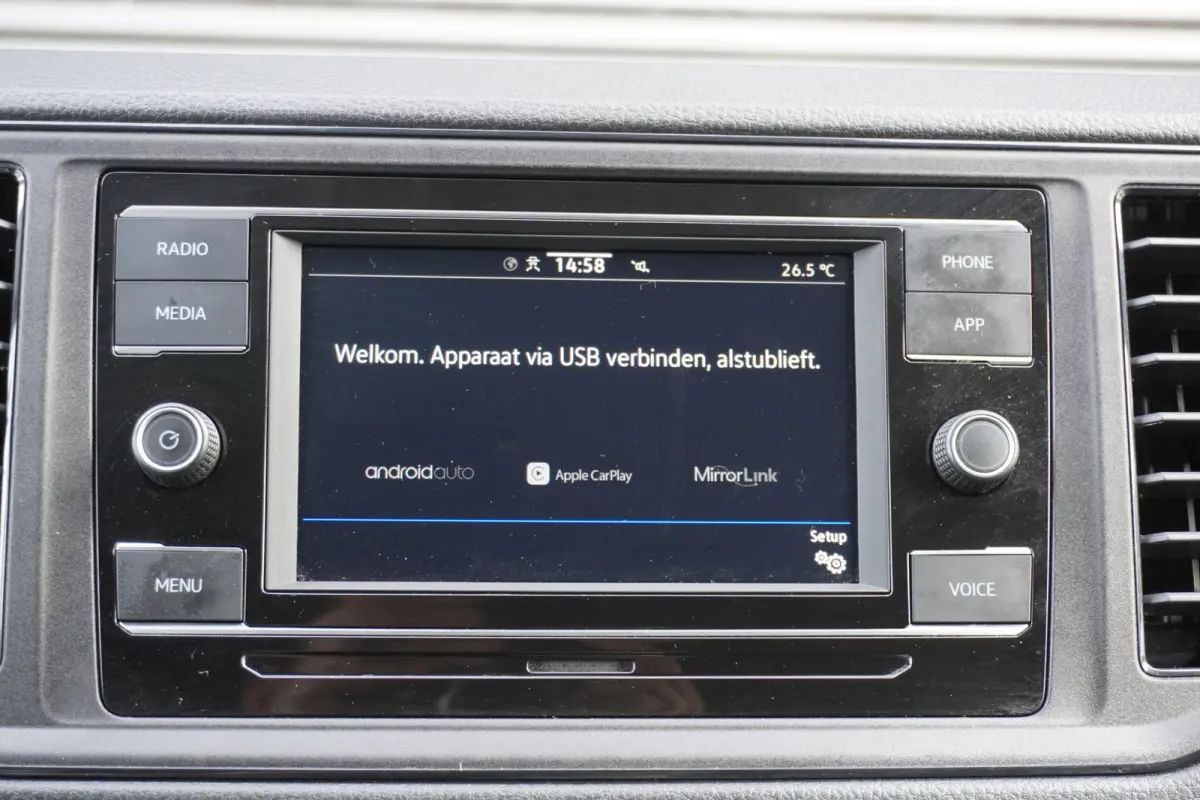 180pk L3H3/L2H2 Airco Cruise control Apple Carplay Parkeersensoren 3-zits Airco Standkachel