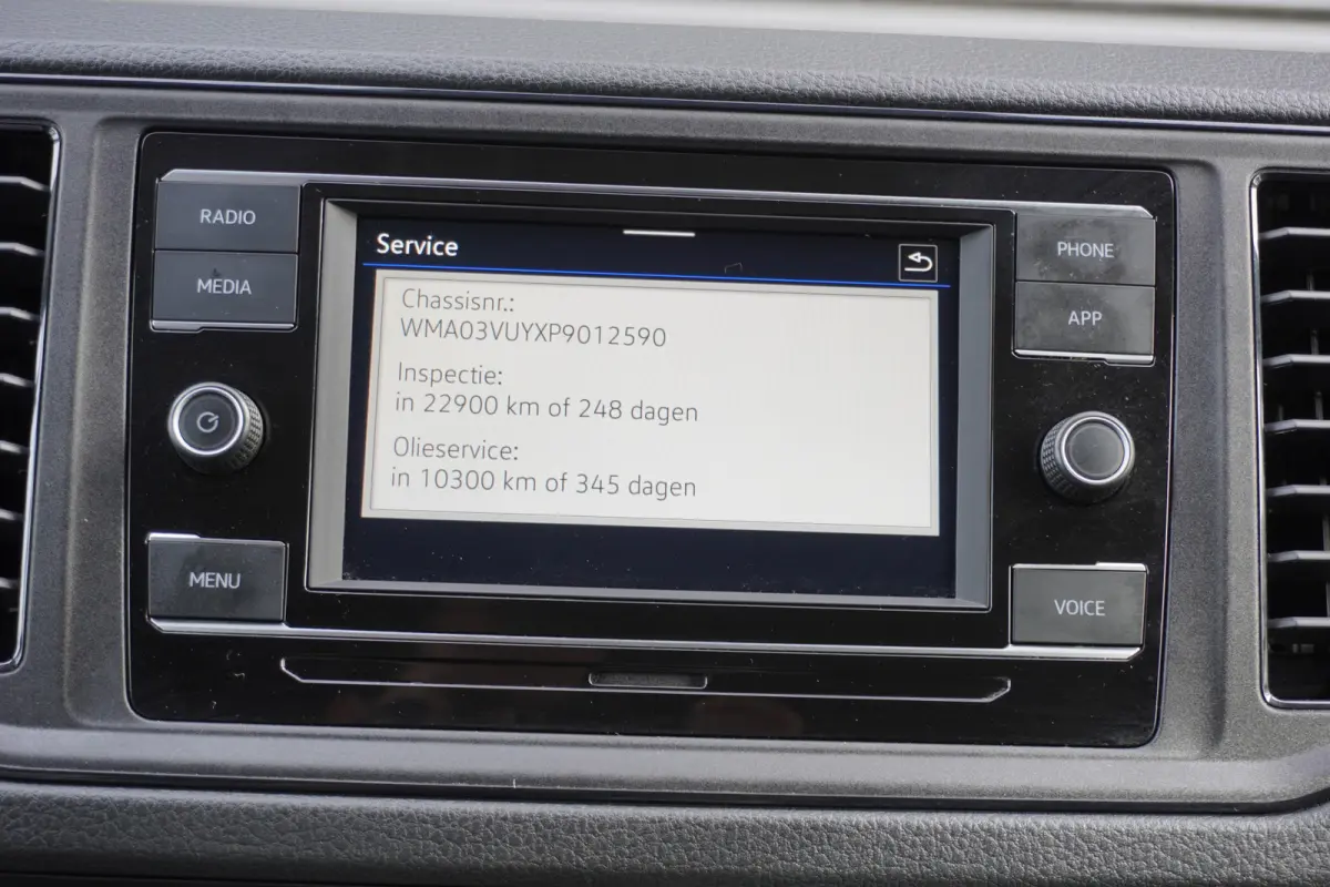 180pk L3H3/L2H2 Airco Cruise control Apple Carplay Parkeersensoren 3-zits Airco Standkachel