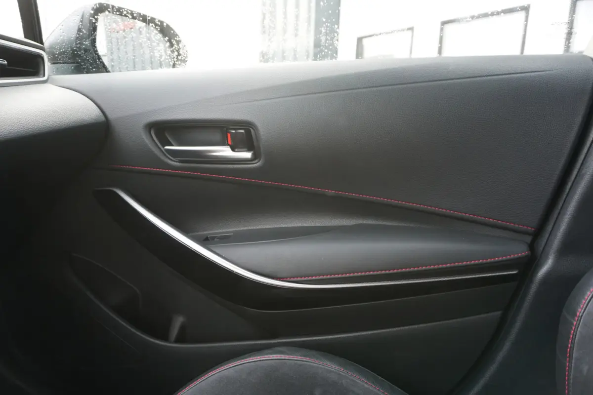 2.0 Hybrid Executive JBL ✓1E EIGENAAR ✓DEALERONDERHOUDEN ✓CAMERA ✓TREKHAAK✓STOELVERWARMING