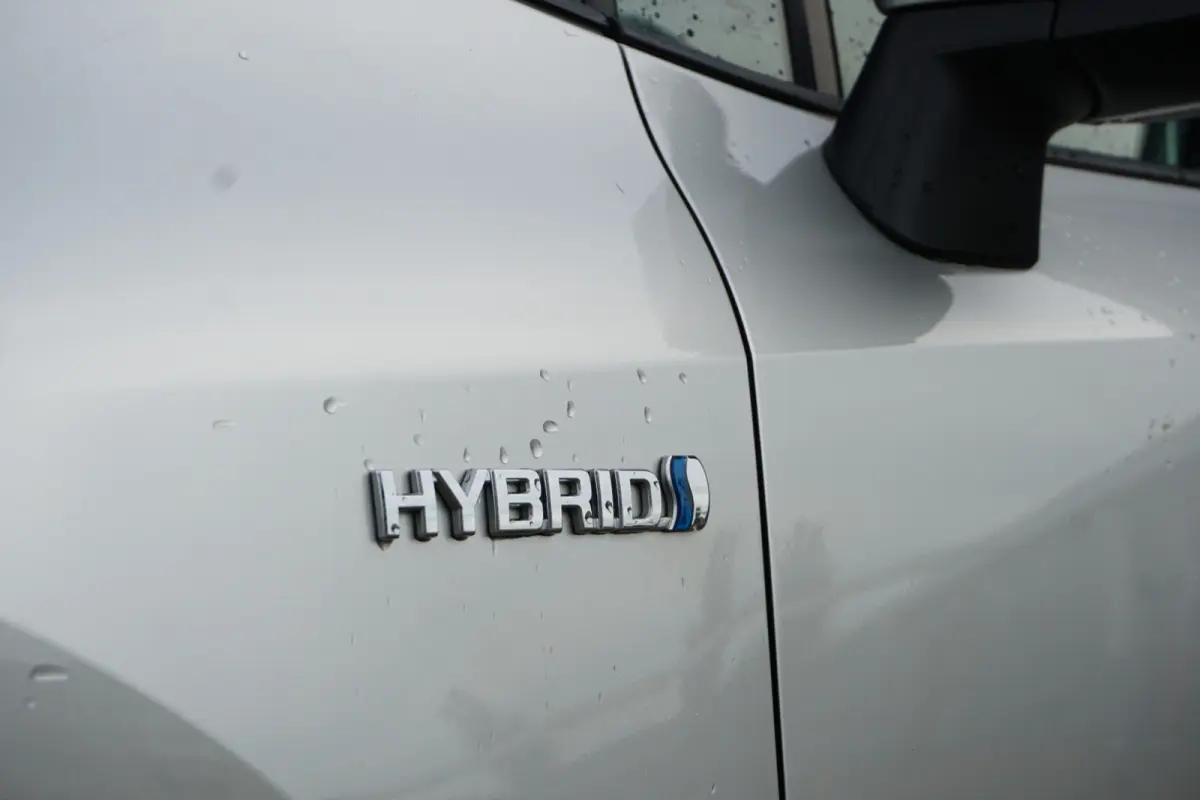2.0 Hybrid Executive JBL ✓1E EIGENAAR ✓DEALERONDERHOUDEN ✓CAMERA ✓TREKHAAK✓STOELVERWARMING