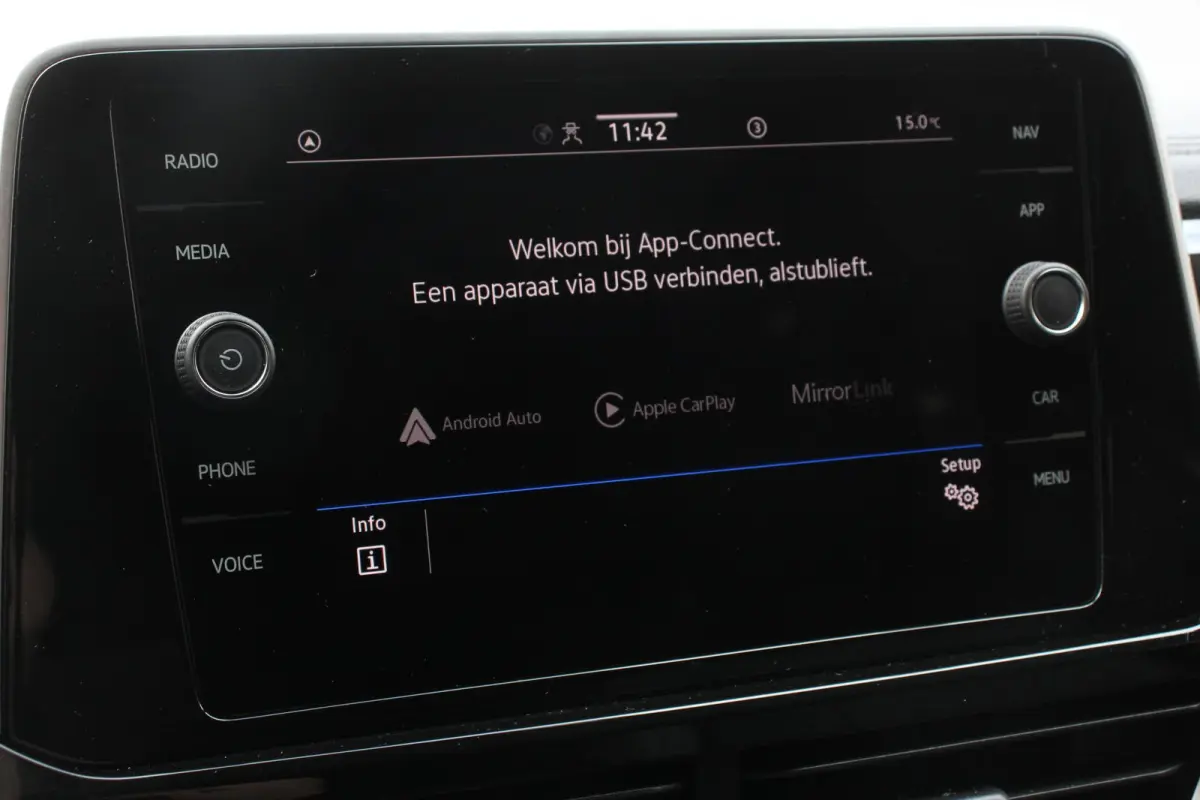 1.5 TSI 150pk DSG R-Line Navigatie Apple Carplay/Android Auto Parkeersensoren Camera Blind Spot Assist Adaptieve Cruise Control Elektrische achterklep Stoel- en stuurverwarming Climate Contr