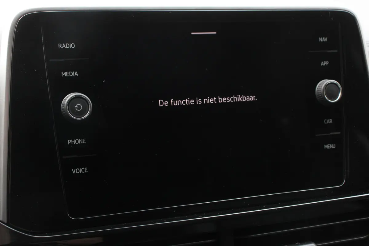 1.5 TSI 150pk DSG R-Line Navigatie Apple Carplay/Android Auto Parkeersensoren Camera Blind Spot Assist Adaptieve Cruise Control Elektrische achterklep Stoel- en stuurverwarming Climate Contr