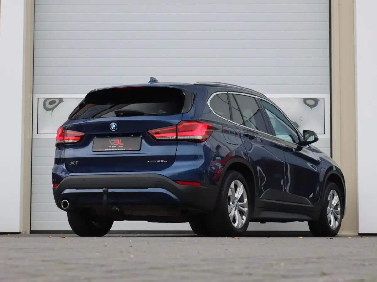 xDrive25e High Executive | SOH 86% | Panoramadak | Afneembare trekhaak