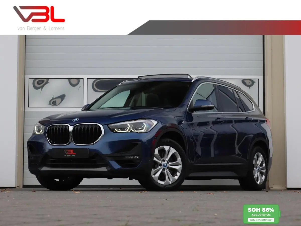 xDrive25e High Executive | SOH 86% | Panoramadak | Afneembare trekhaak