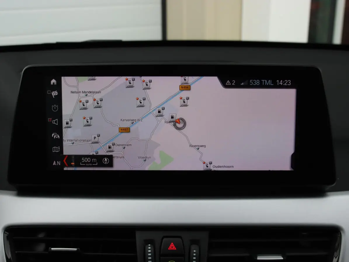 xDrive25e High Executive | SOH 86% | Panoramadak | Afneembare trekhaak