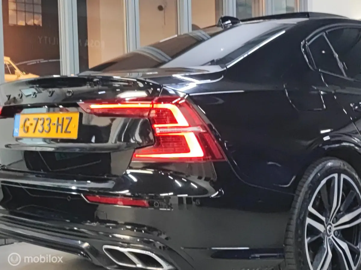 2.0 T8 AWD 390 PK Twin Engine R-Design PANORAMA CAMERA LEER HEADUP ELEK STOELEN