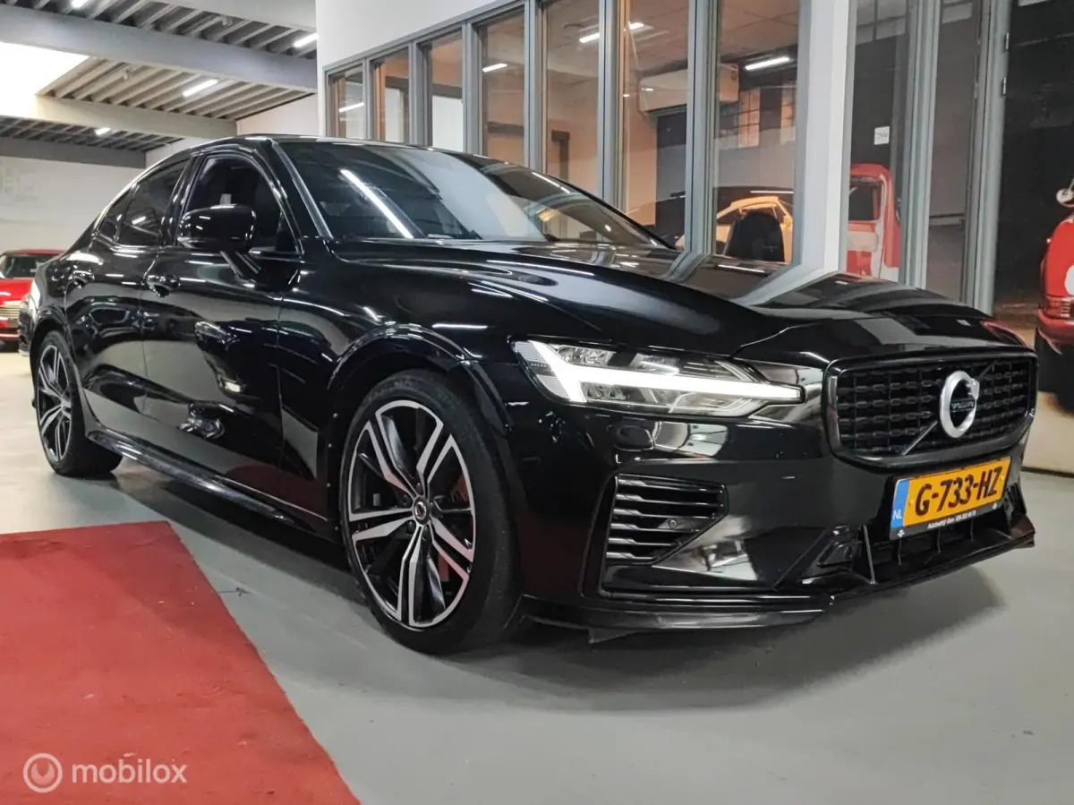 2.0 T8 AWD 390 PK Twin Engine R-Design PANORAMA CAMERA LEER HEADUP ELEK STOELEN