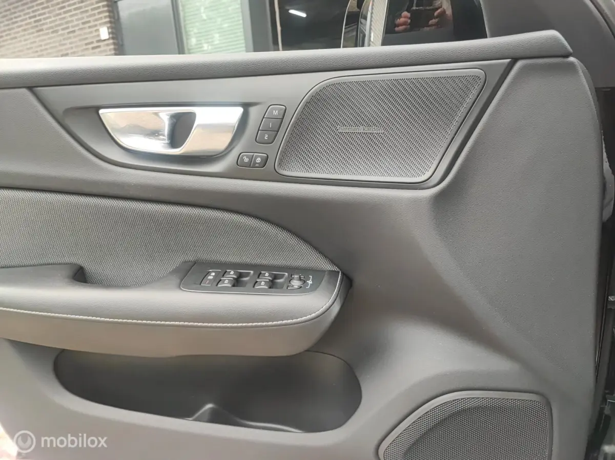 2.0 T8 AWD 390 PK Twin Engine R-Design PANORAMA CAMERA LEER HEADUP ELEK STOELEN