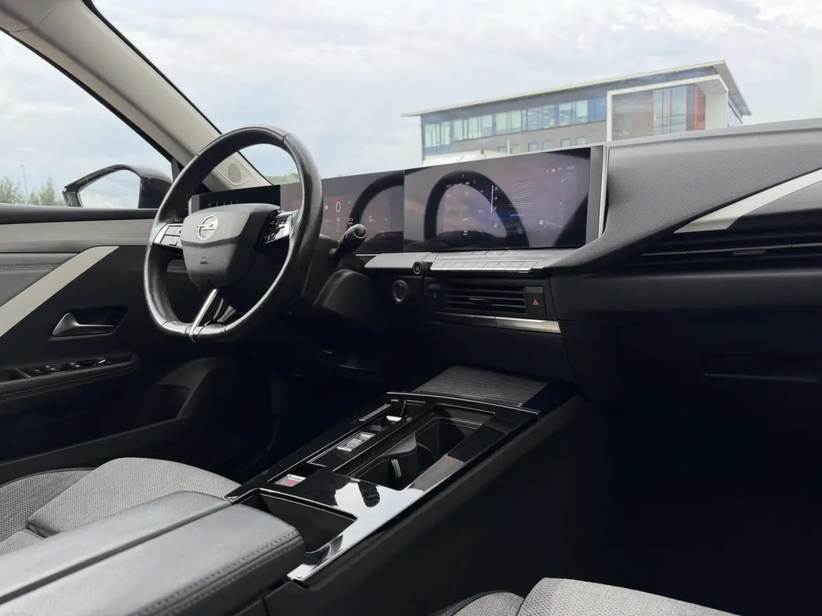 1.2 | Camera | Carplay | ACC | Sensoren