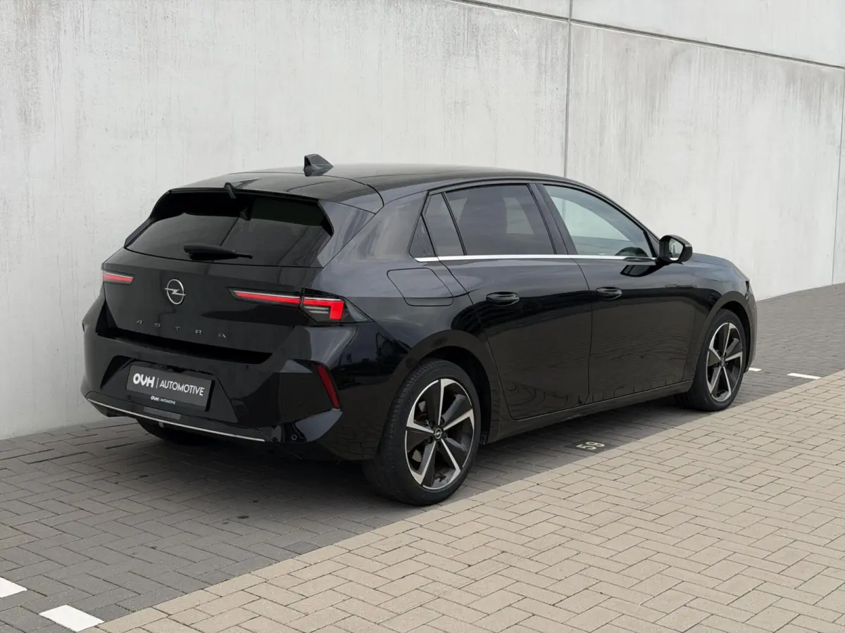 1.2 | Camera | Carplay | ACC | Sensoren
