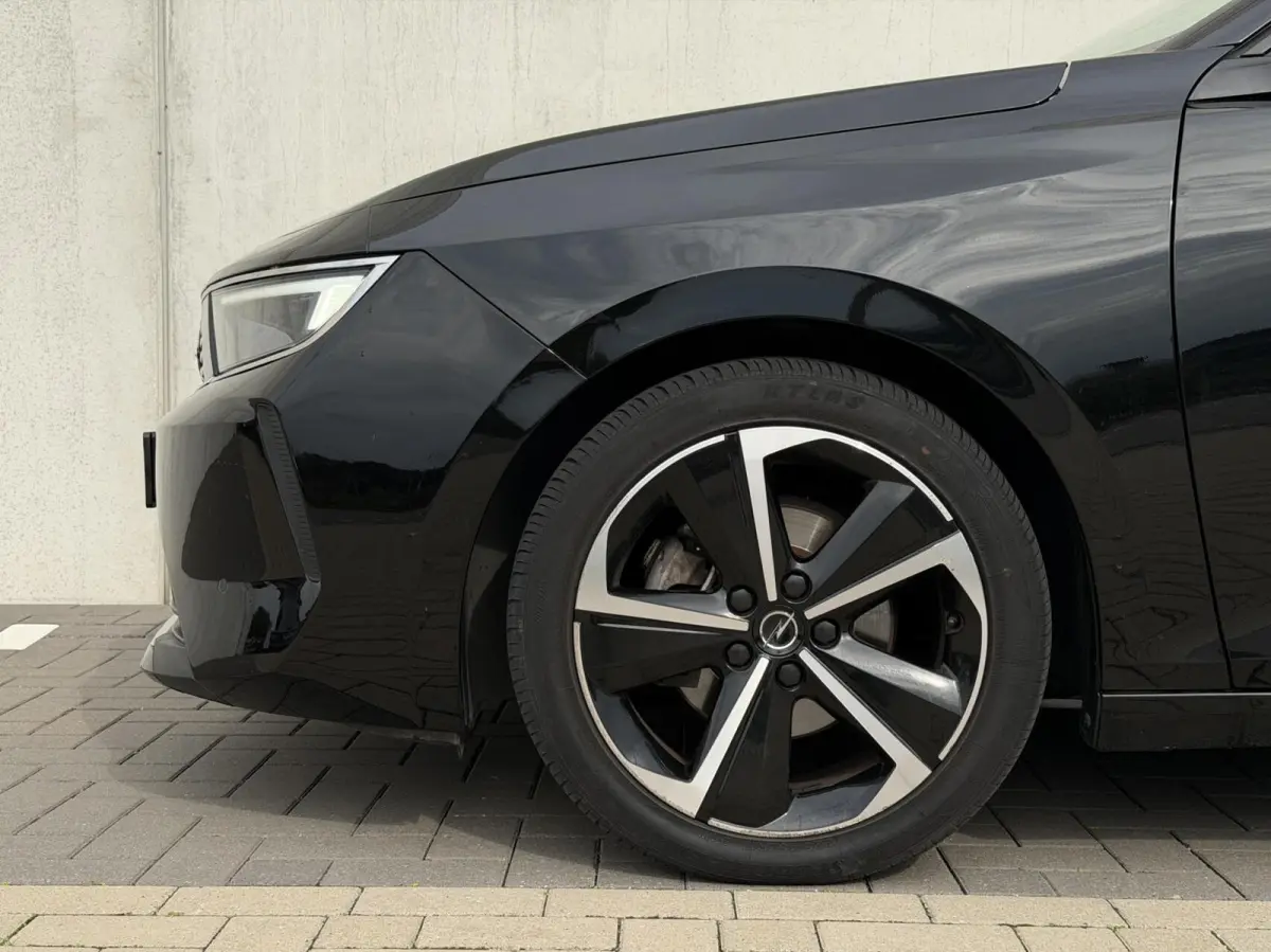 1.2 | Camera | Carplay | ACC | Sensoren