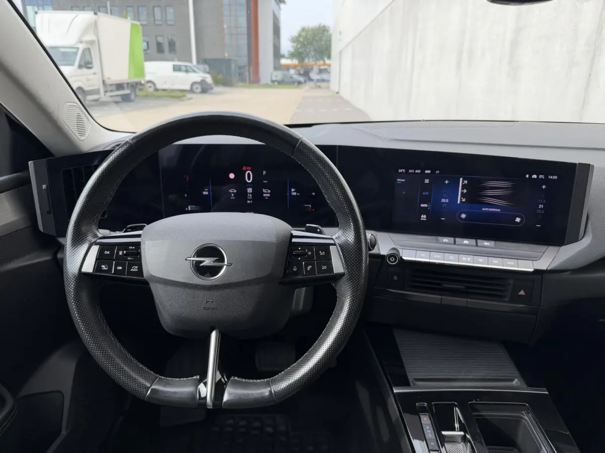 1.2 | Camera | Carplay | ACC | Sensoren