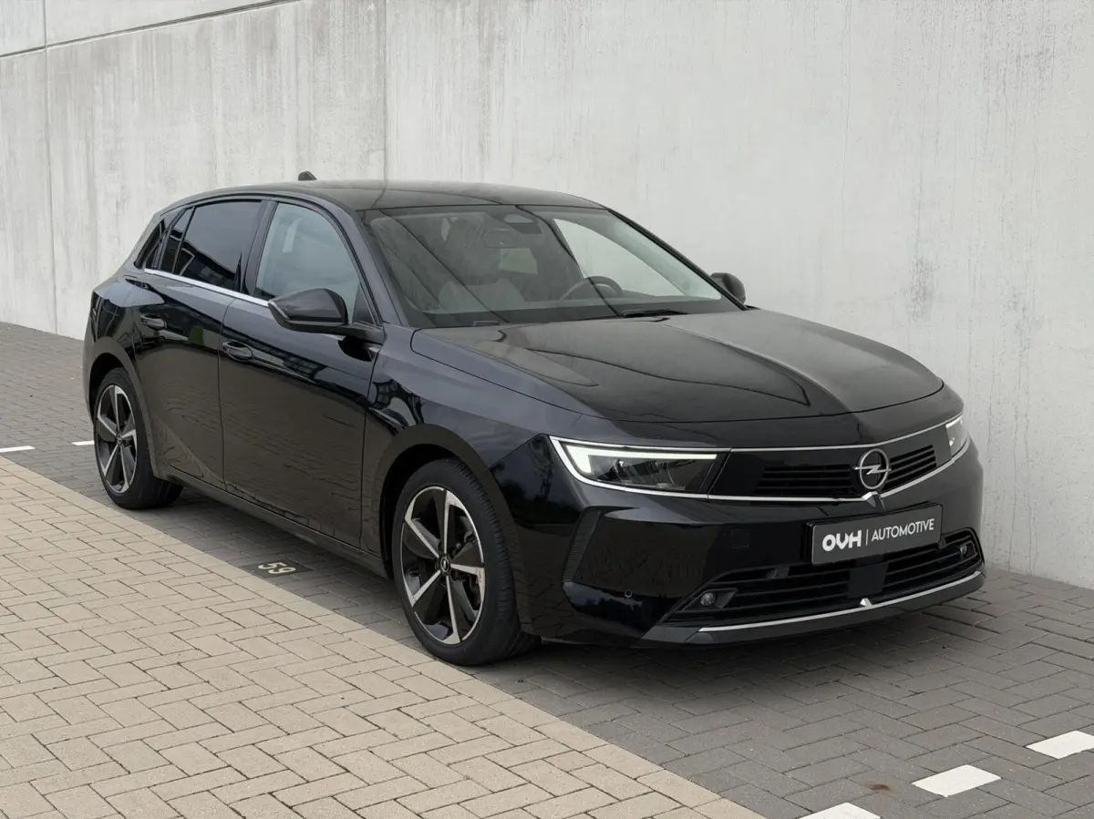 1.2 | Camera | Carplay | ACC | Sensoren
