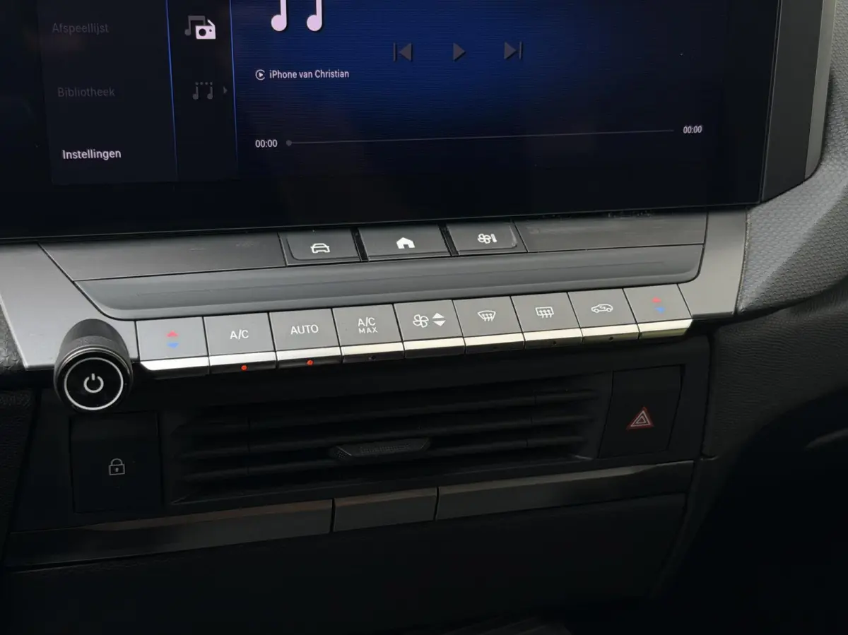 1.2 | Camera | Carplay | ACC | Sensoren