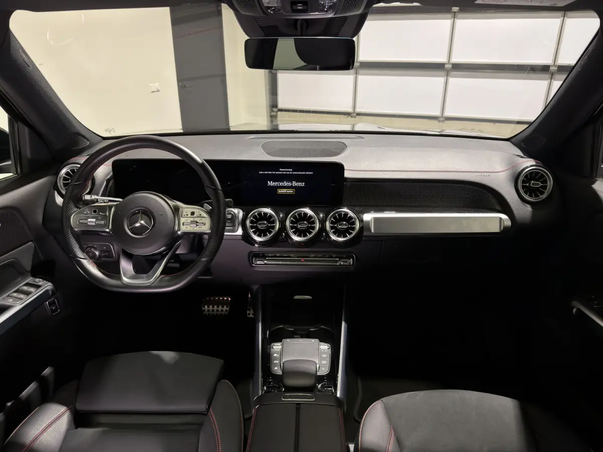 250+ Sport Edition 71 kWh | AMG-styling | Keyless | Panoramadak | Stoelen verwarmd