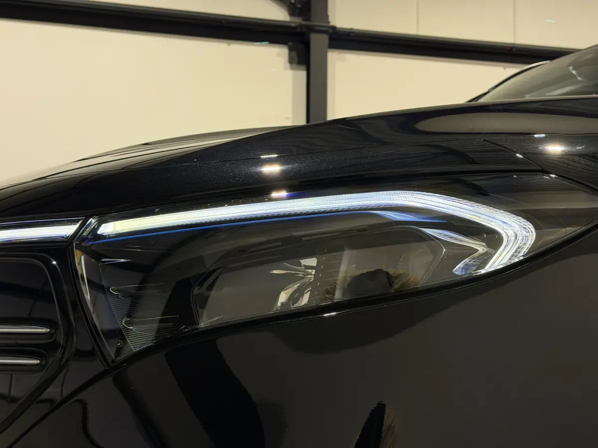 250+ Sport Edition 71 kWh | AMG-styling | Keyless | Panoramadak | Stoelen verwarmd
