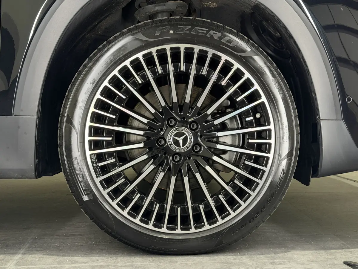 250+ Sport Edition 71 kWh | AMG-styling | Keyless | Panoramadak | Stoelen verwarmd