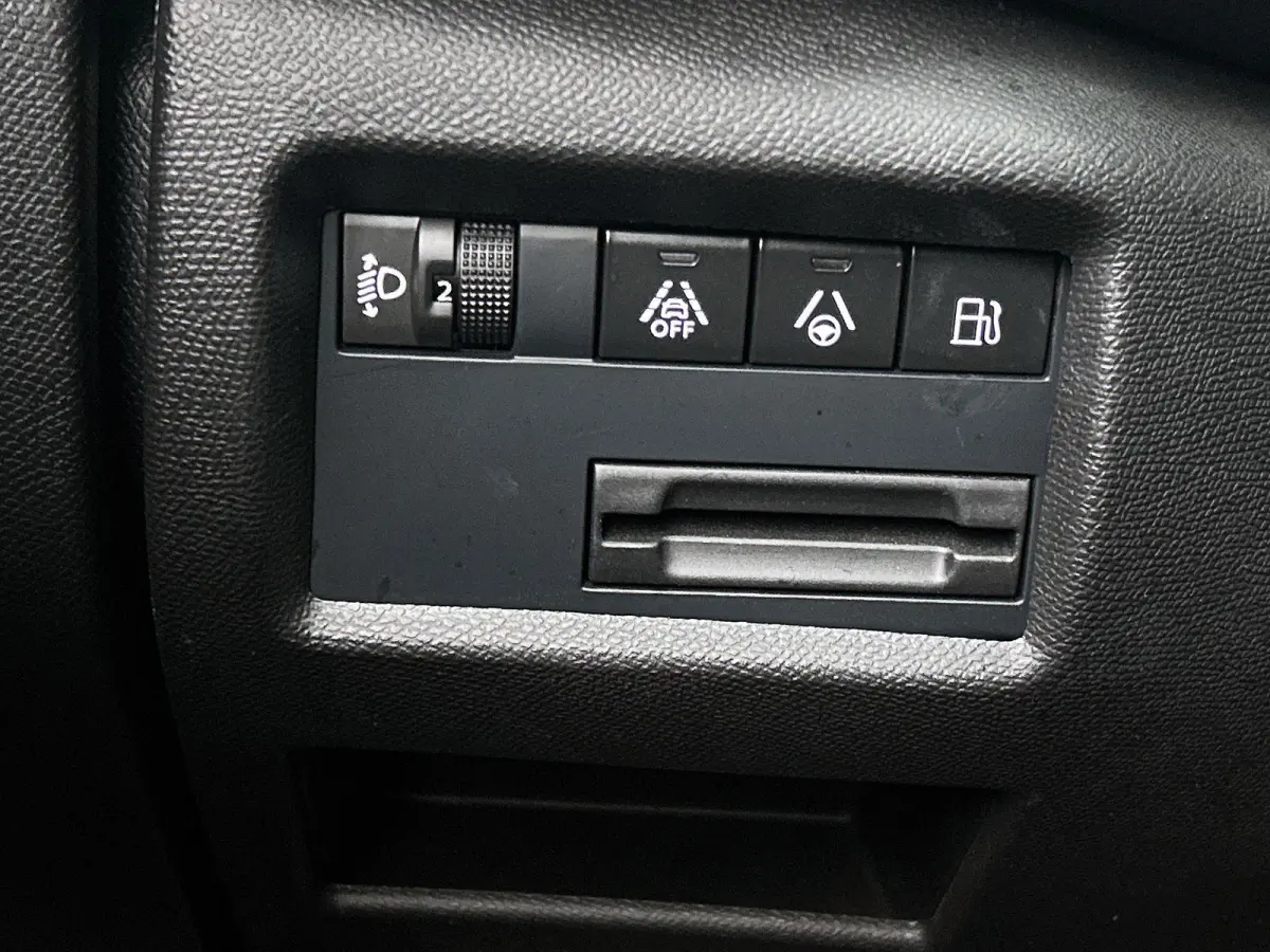 1.6 225pk Plug-in Hybrid Business Plus Automaat | Navigatie | Climate Control | Adaptieve Cruise Control | Camera Voor + Achter | Elektrische Klep | 18"LMV |