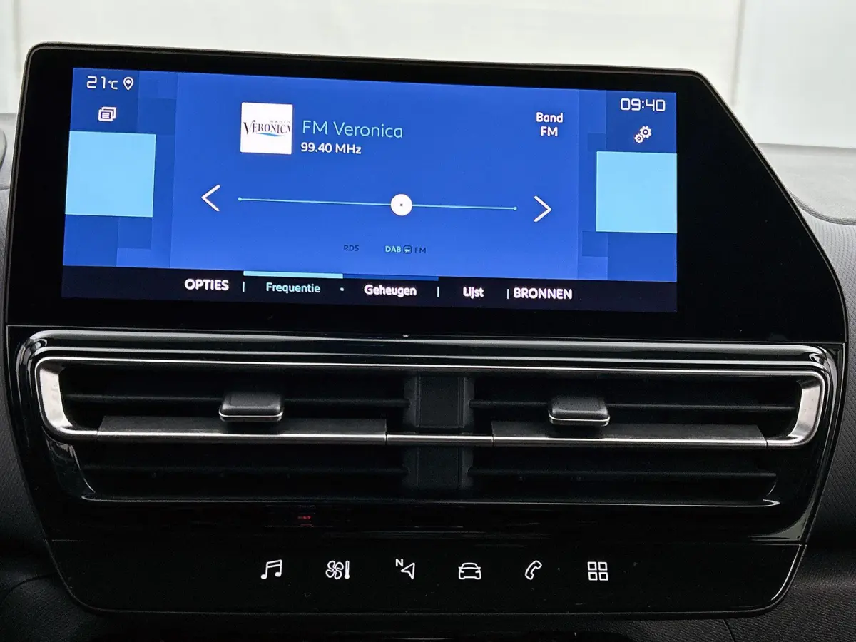 1.6 225pk Plug-in Hybrid Business Plus Automaat | Navigatie | Climate Control | Adaptieve Cruise Control | Camera Voor + Achter | Elektrische Klep | 18"LMV |