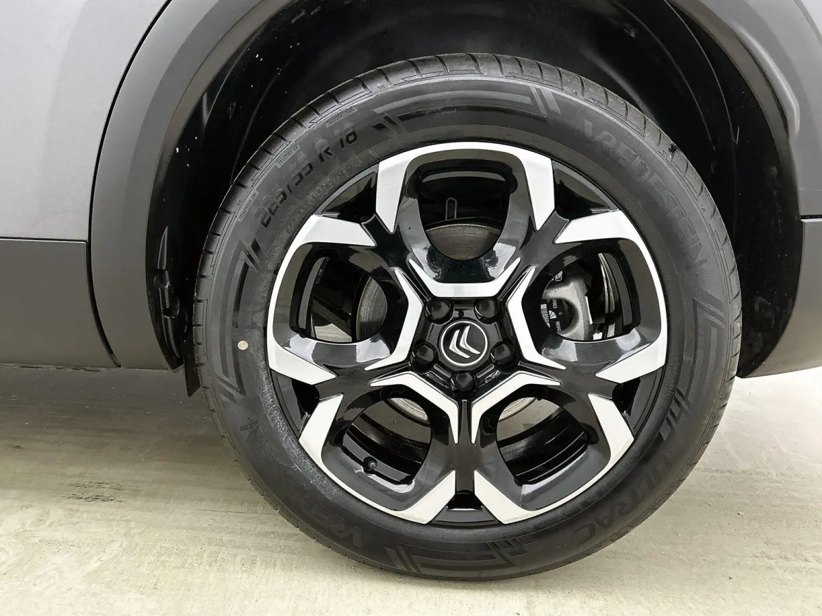 1.6 225pk Plug-in Hybrid Business Plus Automaat | Navigatie | Climate Control | Adaptieve Cruise Control | Camera Voor + Achter | Elektrische Klep | 18"LMV |