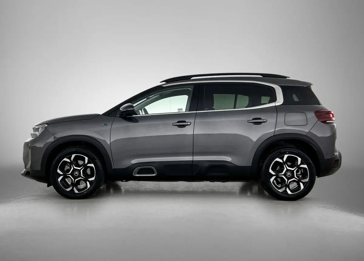 1.6 225pk Plug-in Hybrid Business Plus Automaat | Navigatie | Climate Control | Adaptieve Cruise Control | Camera Voor + Achter | Elektrische Klep | 18"LMV |