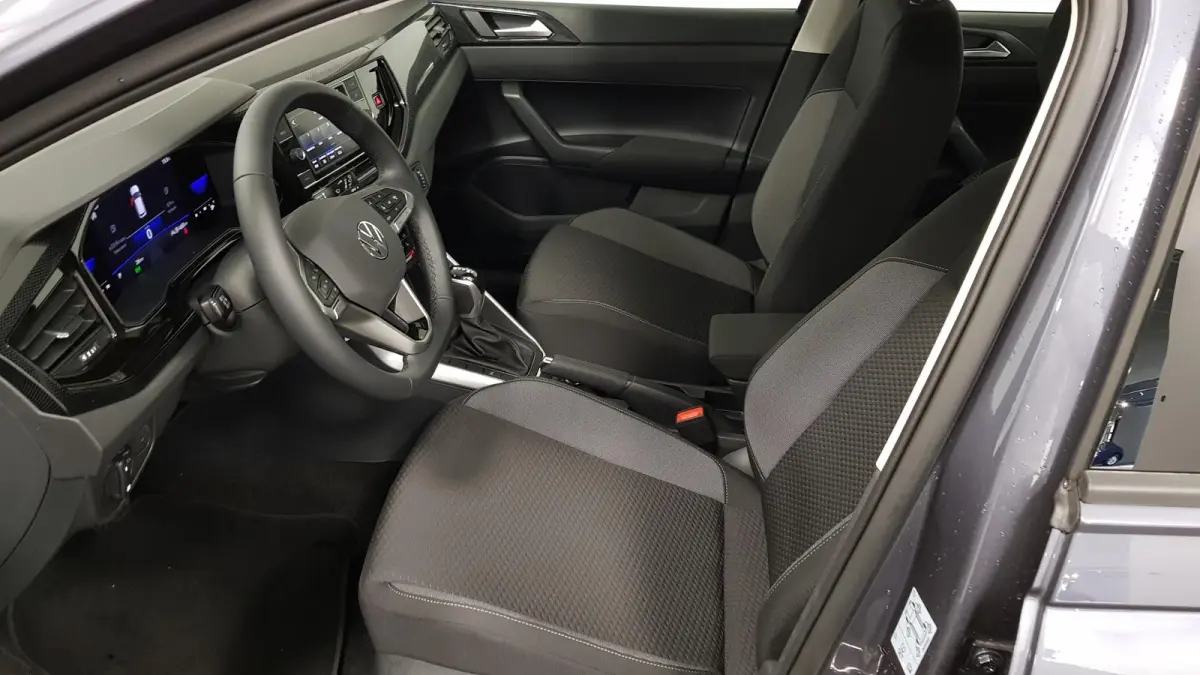 1.0 TSI Automaat Life Navigatie Climate Control Stoelverwarming Digitale cockpit Camera Parkeer sensoren Led DAB