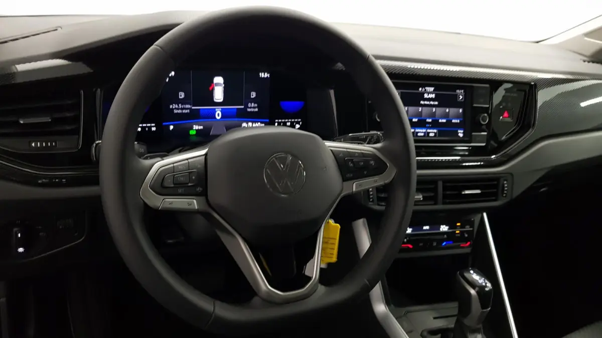 1.0 TSI Automaat Life Navigatie Climate Control Stoelverwarming Digitale cockpit Camera Parkeer sensoren Led DAB