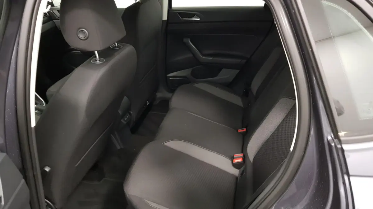 1.0 TSI Automaat Life Navigatie Climate Control Stoelverwarming Digitale cockpit Camera Parkeer sensoren Led DAB