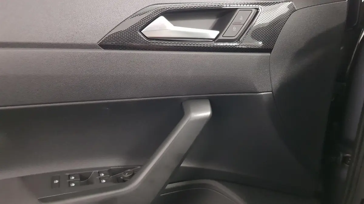 1.0 TSI Automaat Life Navigatie Climate Control Stoelverwarming Digitale cockpit Camera Parkeer sensoren Led DAB