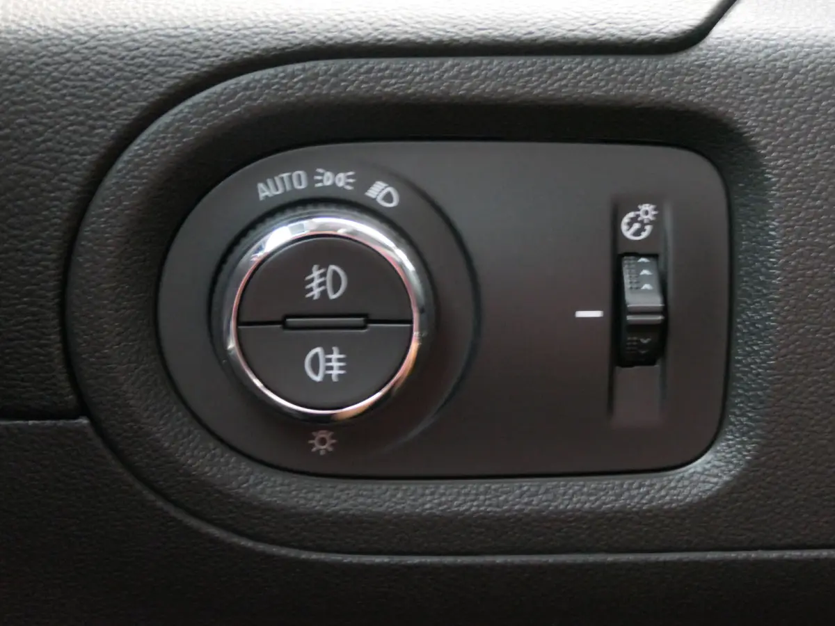 1.2 Turbo Innovation Automaat | LED Matrix | Leder