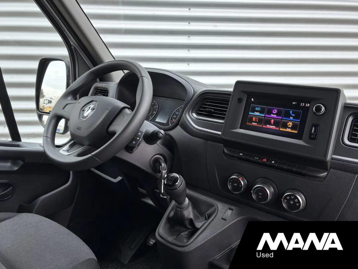 T35 2.3 dCi 135 L2H2 Airco Sensoren Radio Bluetooth