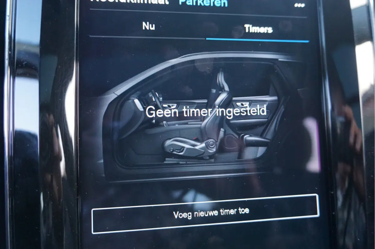 2.0 T6 Plug-in hybrid AWD Ultimate Dark Head-Up Long-Range 20"Velgen Schuifdak.