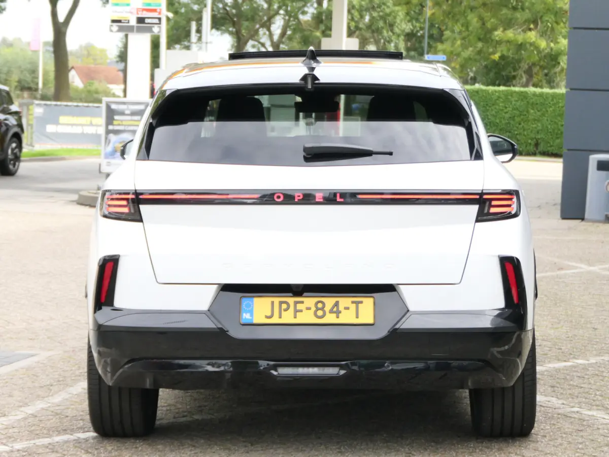 Ultimate AWD 73 kWh | Premium leder | Warmtepomp | Panoramadak