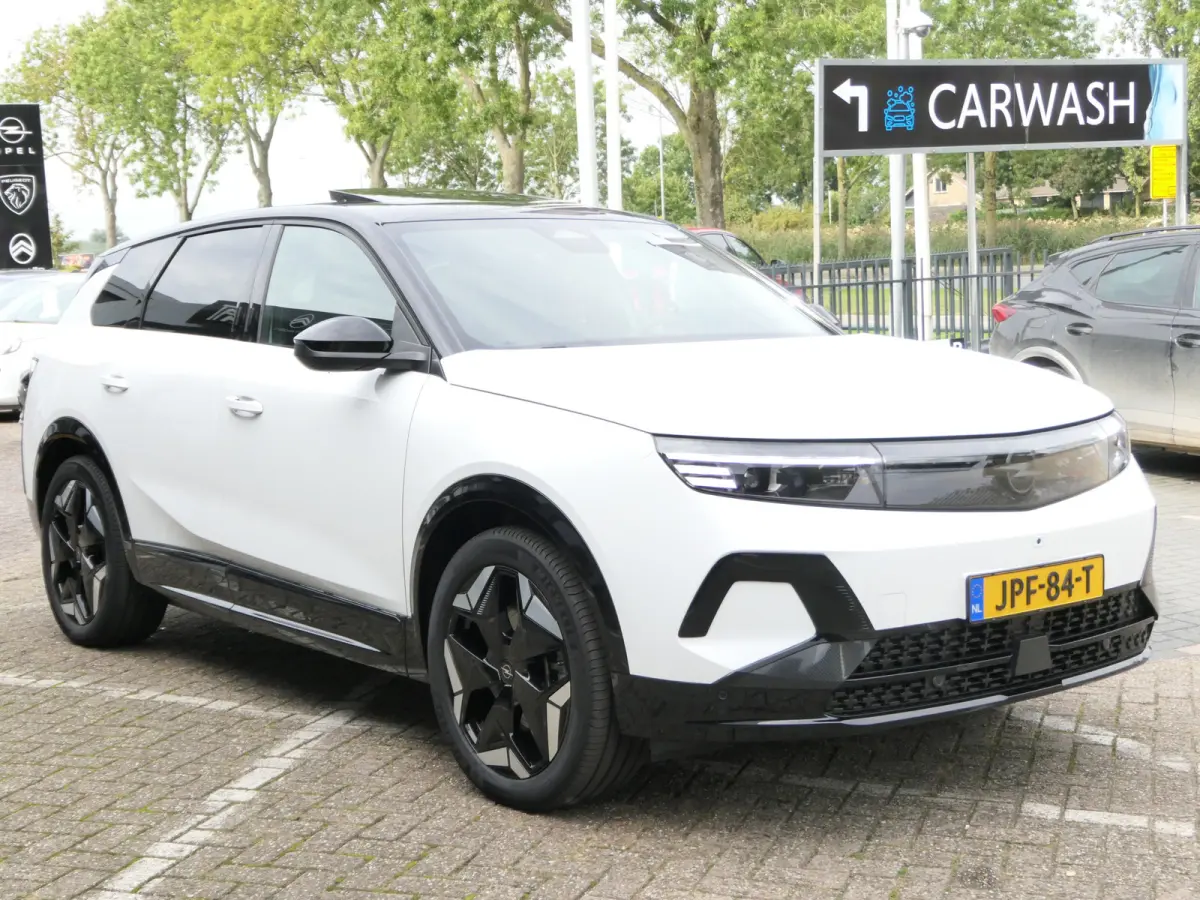 Ultimate AWD 73 kWh | Premium leder | Warmtepomp | Panoramadak