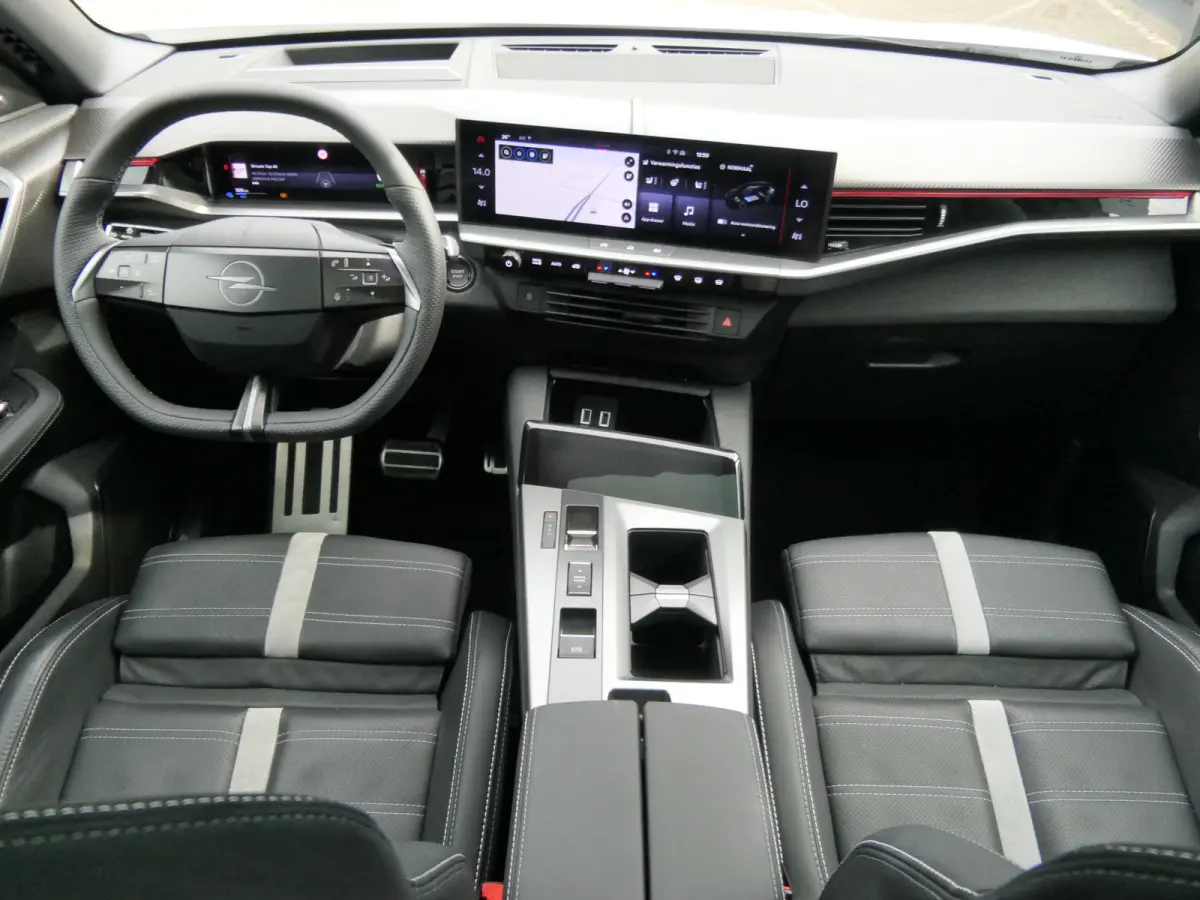 Ultimate AWD 73 kWh | Premium leder | Warmtepomp | Panoramadak