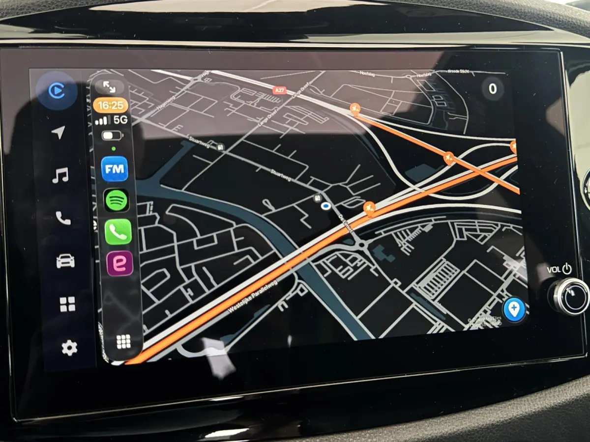 Hybrid 115 GR Sport JBL Audio | Nieuw!!| ACC | Clima | Camera| PDC voor+achter | Stoelverwarming | Carplay | DAB | Lm velgen ( Vestiging - Vianen 0347-371248)