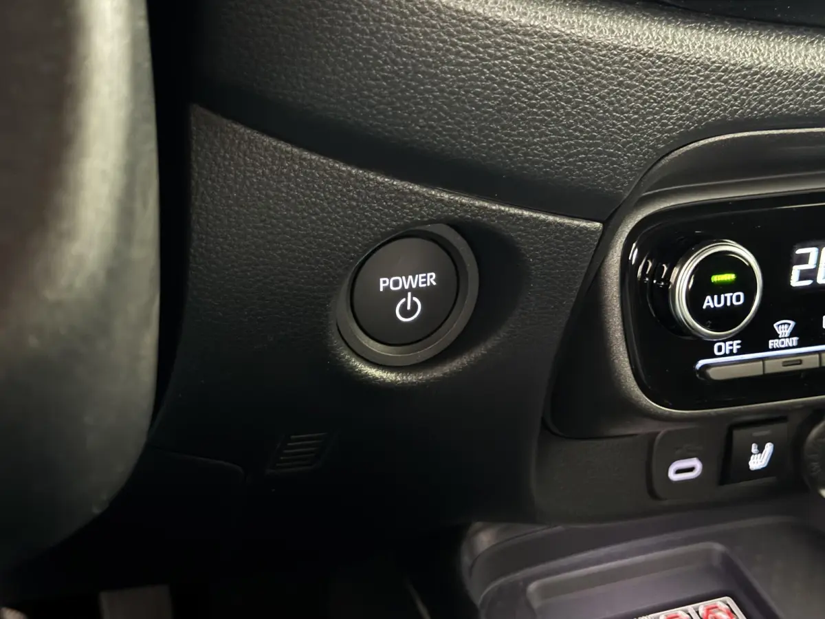 Hybrid 115 GR Sport JBL Audio | Nieuw!!| ACC | Clima | Camera| PDC voor+achter | Stoelverwarming | Carplay | DAB | Lm velgen ( Vestiging - Vianen 0347-371248)