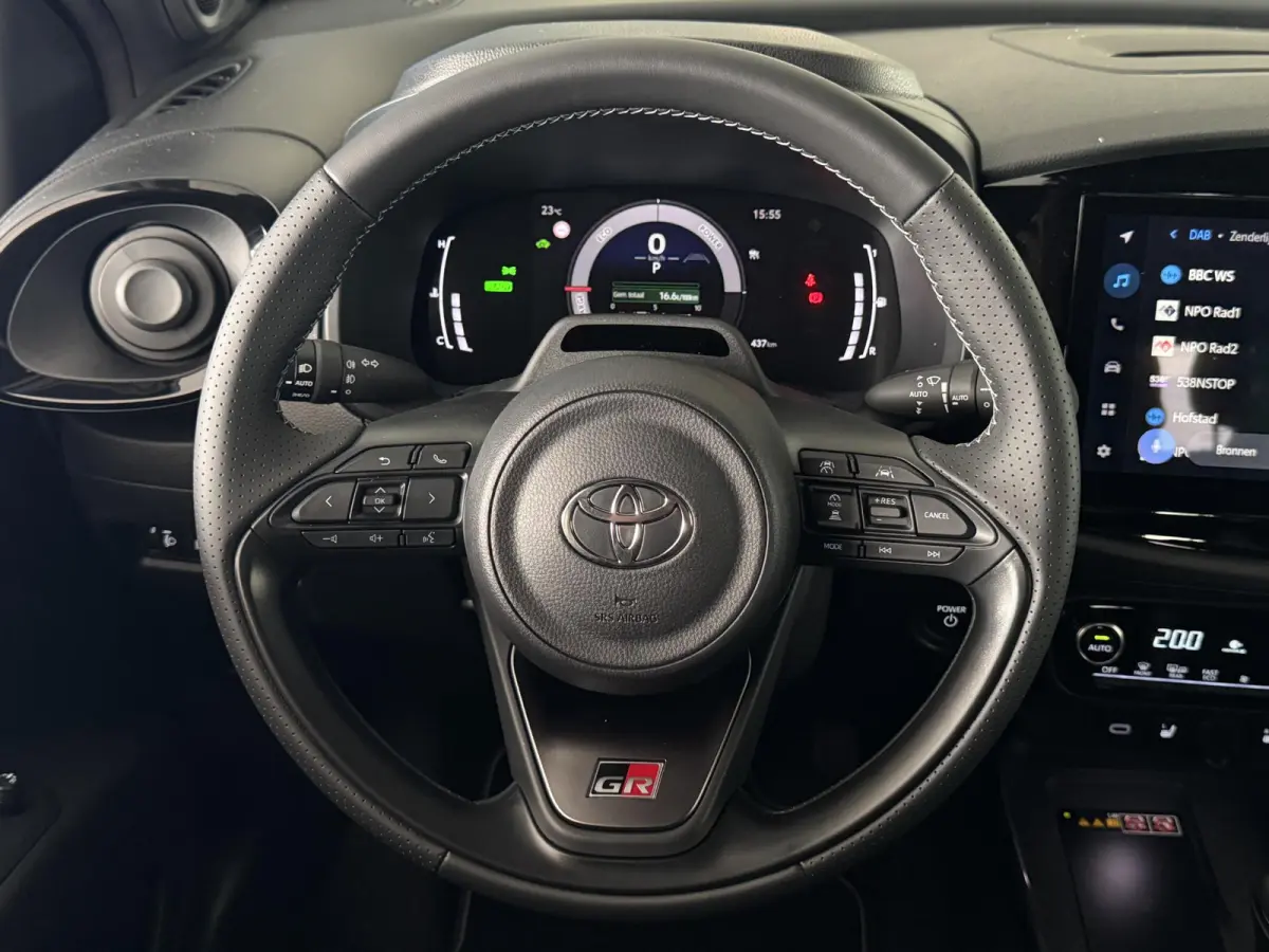 Hybrid 115 GR Sport JBL Audio | Nieuw!!| ACC | Clima | Camera| PDC voor+achter | Stoelverwarming | Carplay | DAB | Lm velgen ( Vestiging - Vianen 0347-371248)