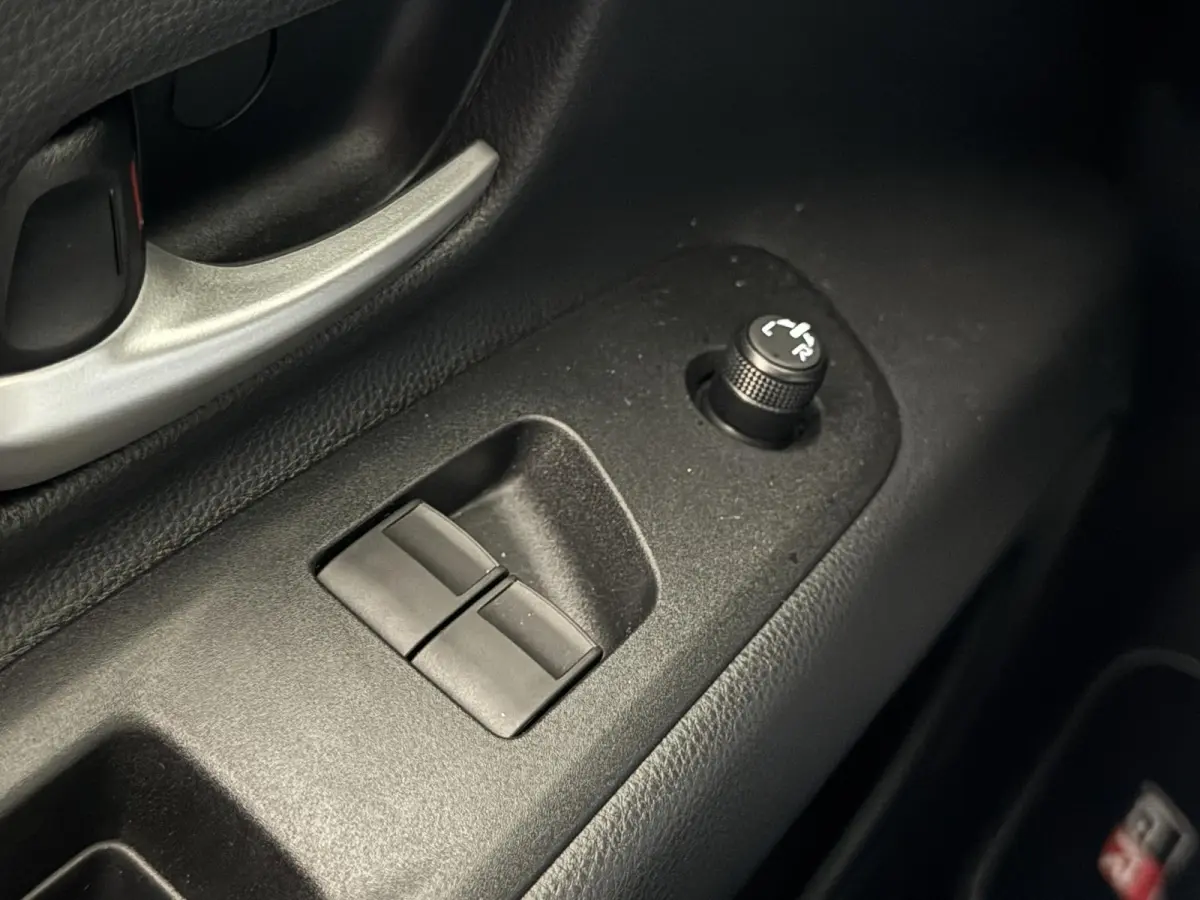 Hybrid 115 GR Sport JBL Audio | Nieuw!!| ACC | Clima | Camera| PDC voor+achter | Stoelverwarming | Carplay | DAB | Lm velgen ( Vestiging - Vianen 0347-371248)